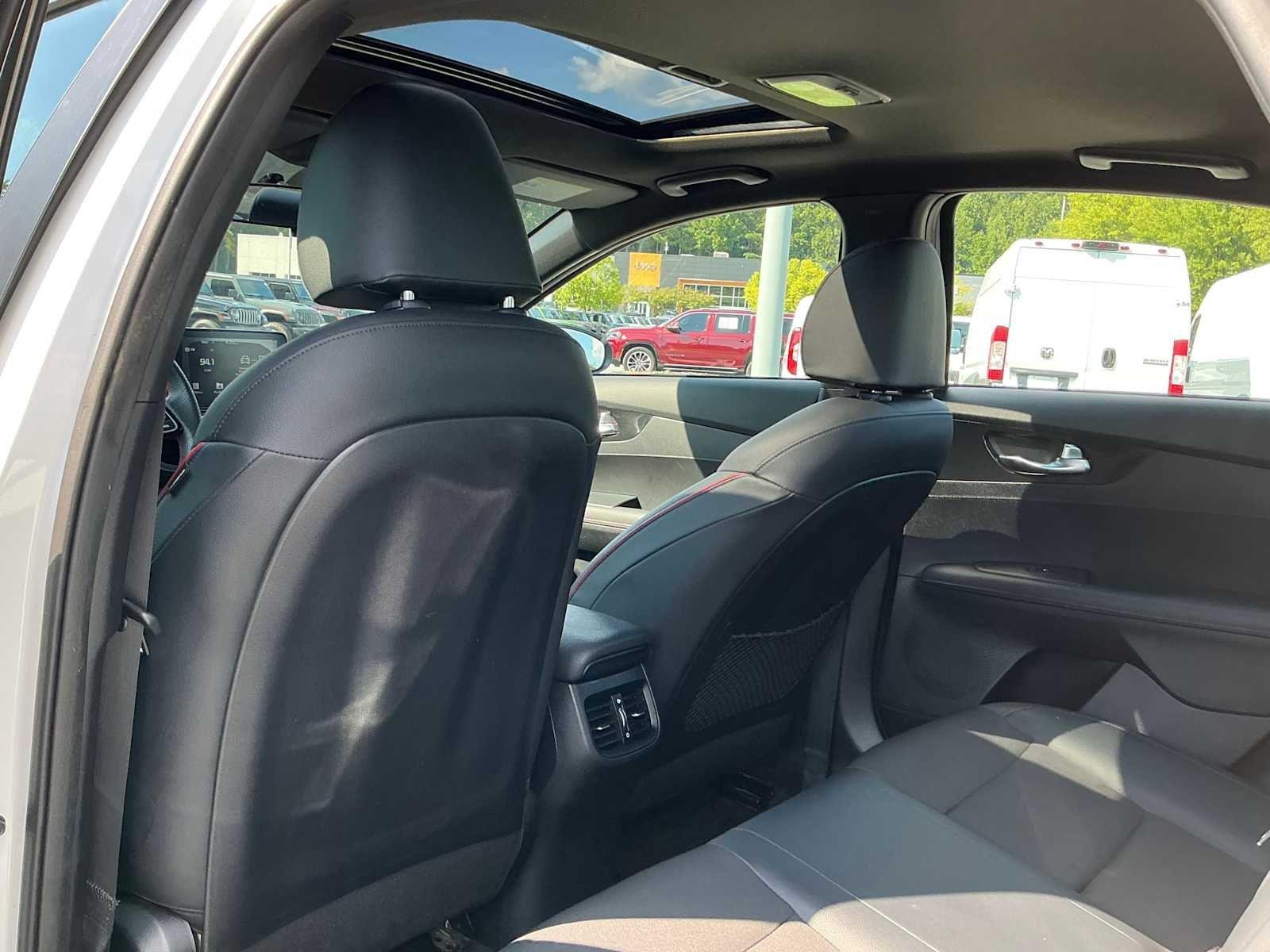 Used 2020 Snow White Pearl KIA GT image 26