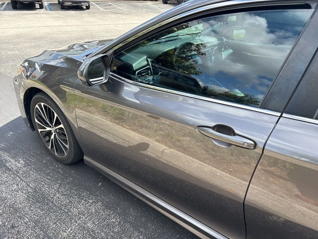 Used 2019 Gray Toyota SE image 7
