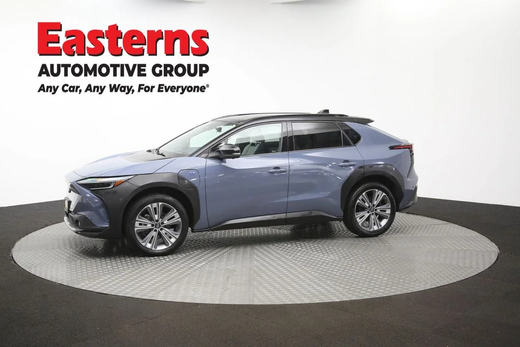 Used 2023 Gray Subaru Touring image 61