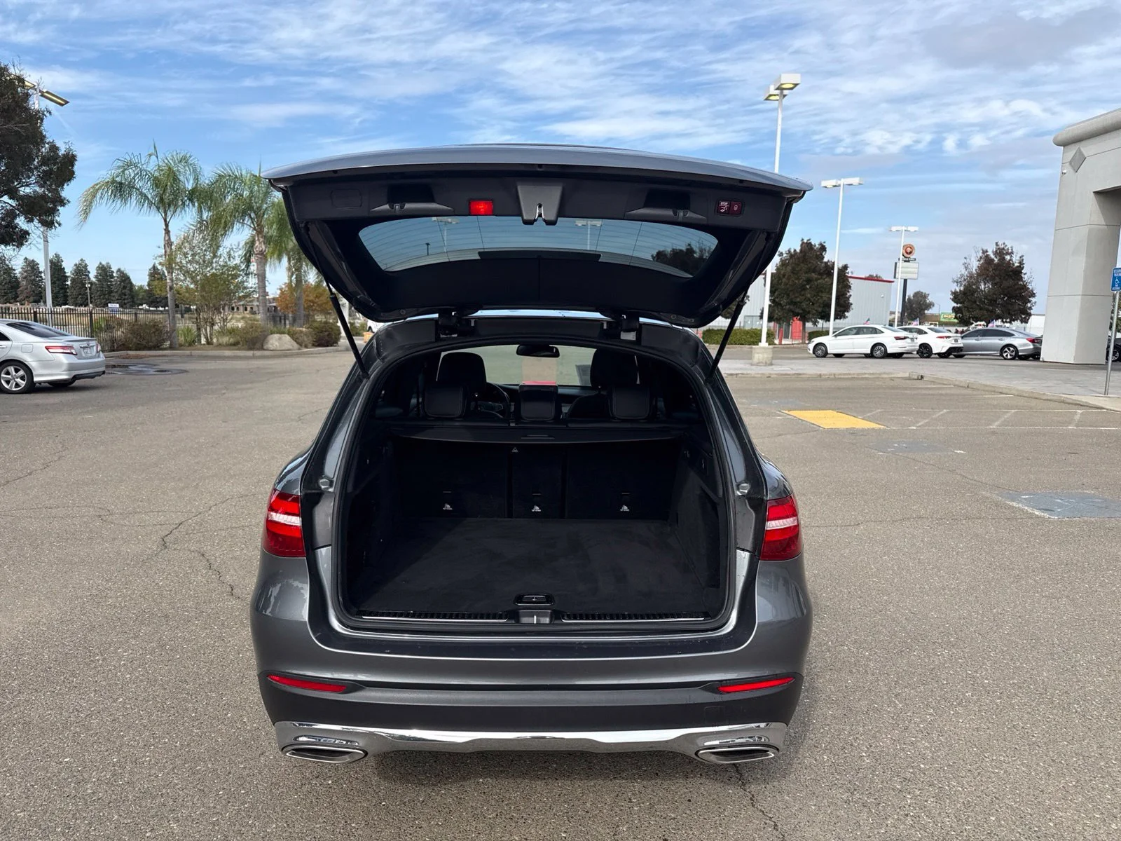 Used 2019 Gray Mercedes-Benz GLC 300 image 27