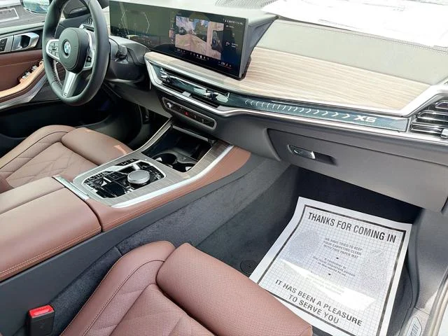 New 2026 Skyscraper Grey Metallic BMW sDrive40i image 13