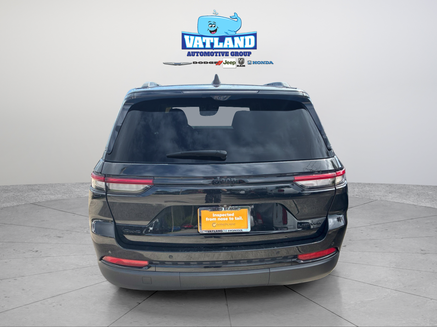 Used 2023 Black Jeep Limited image 4
