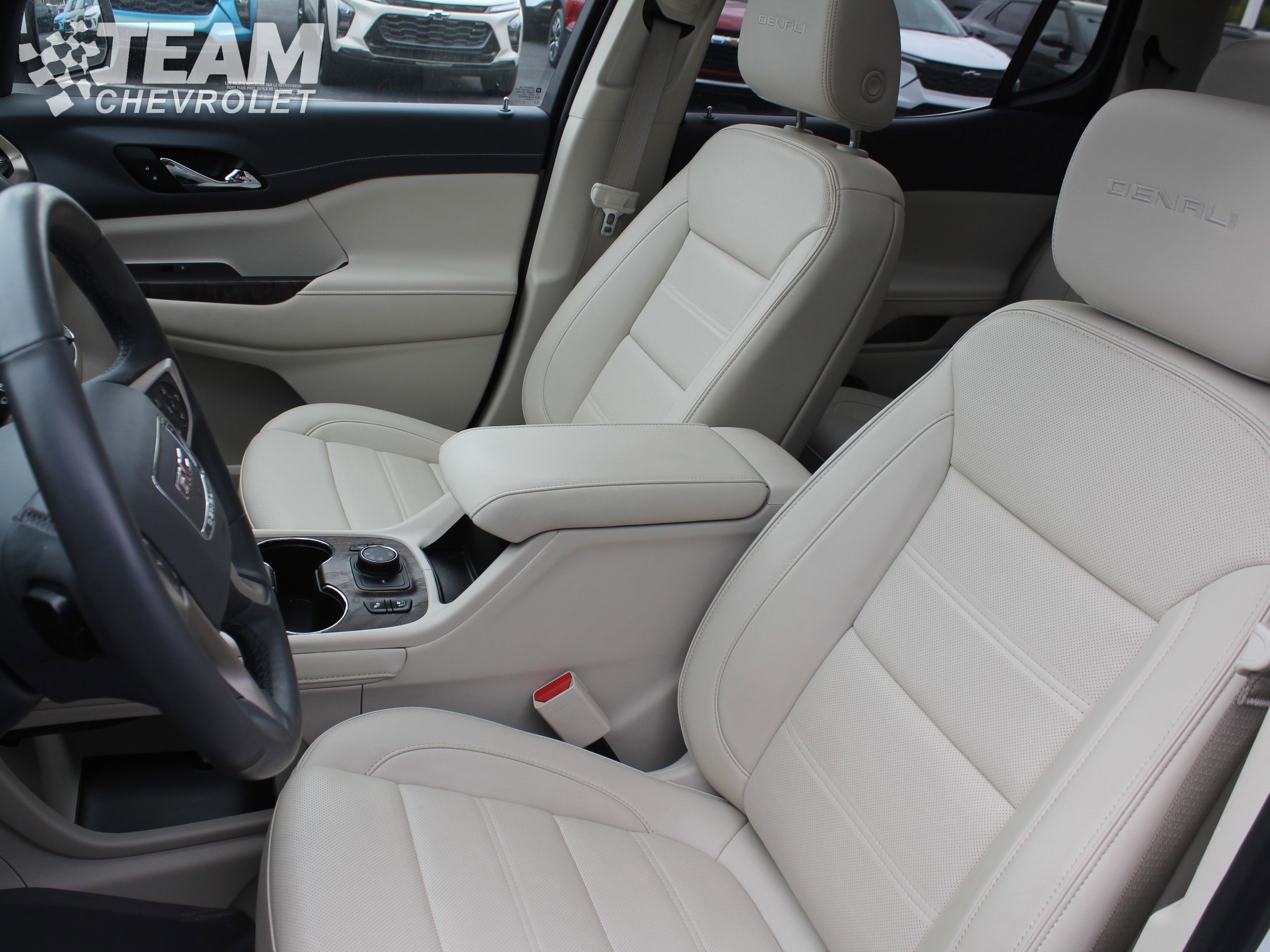 2023 GMC Acadia Denali - Photo 11