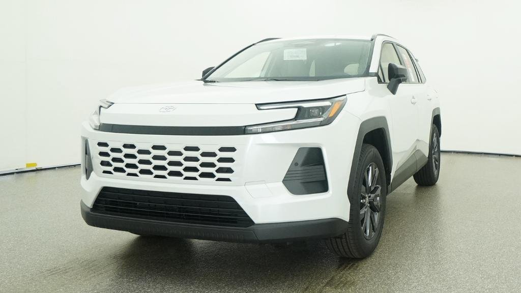 New 2026 Wind Chill Pearl Toyota XLE Premium image 38
