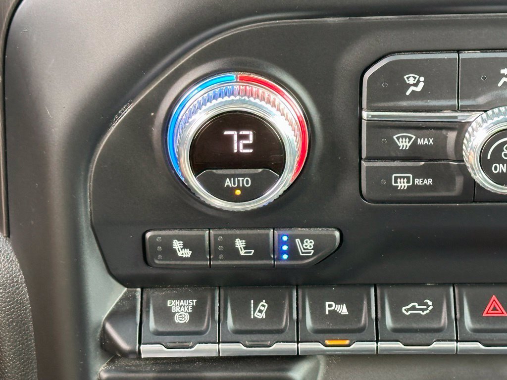 Used 2022 Black GMC AT4 image 34