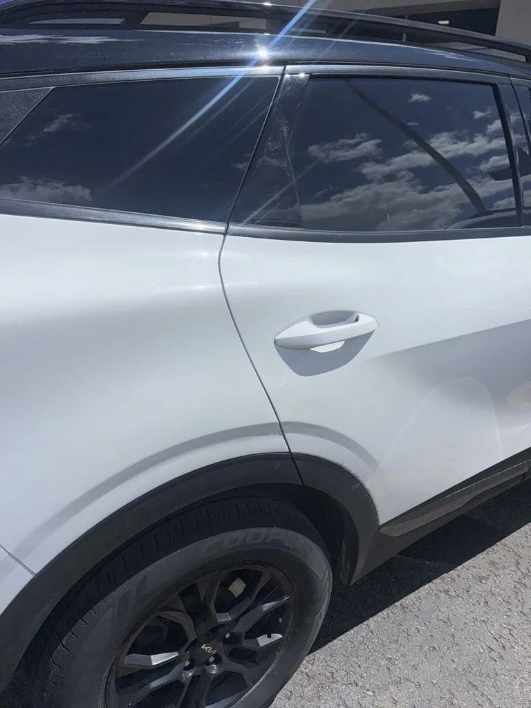 Used 2023 White Kia X-Pro Prestige image 10