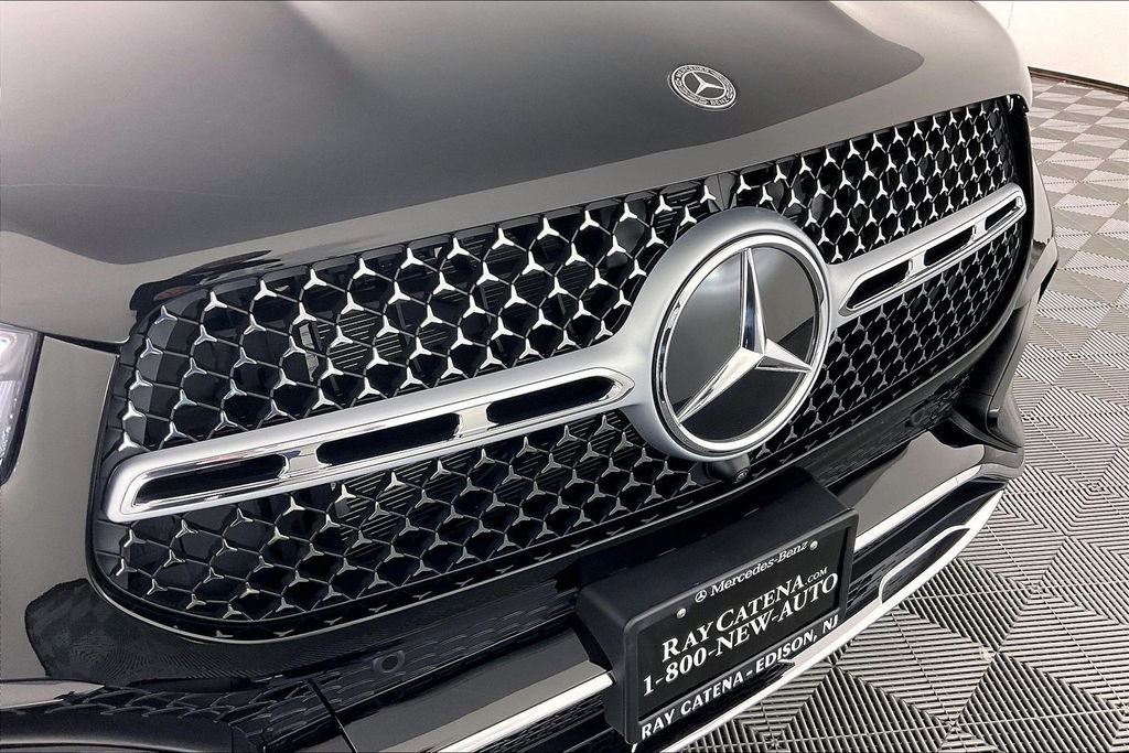 Used 2026 Black Mercedes-Benz GLE 450 Coupe image 22