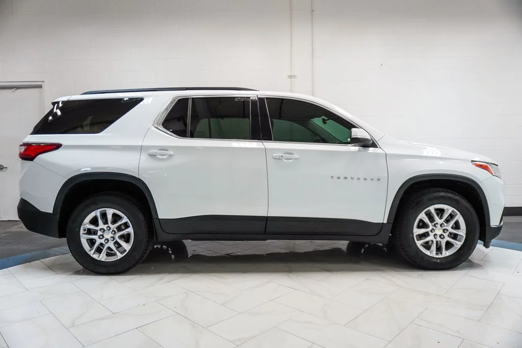 Used 2021 White Chevrolet LT image 33