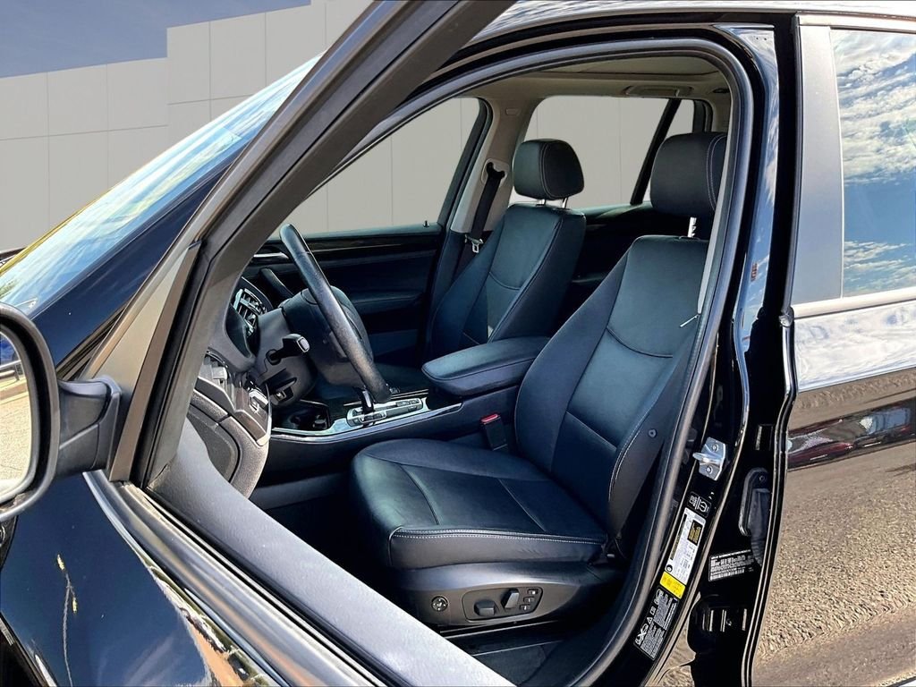 Used 2014 Black BMW xDrive28i image 5