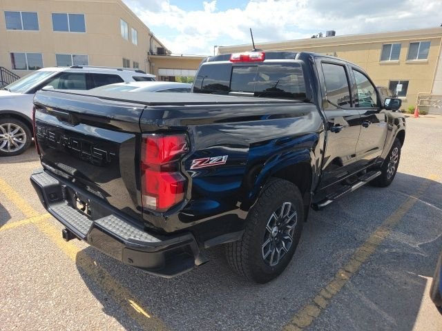 Used 2025 Black Chevrolet Z71 image 5
