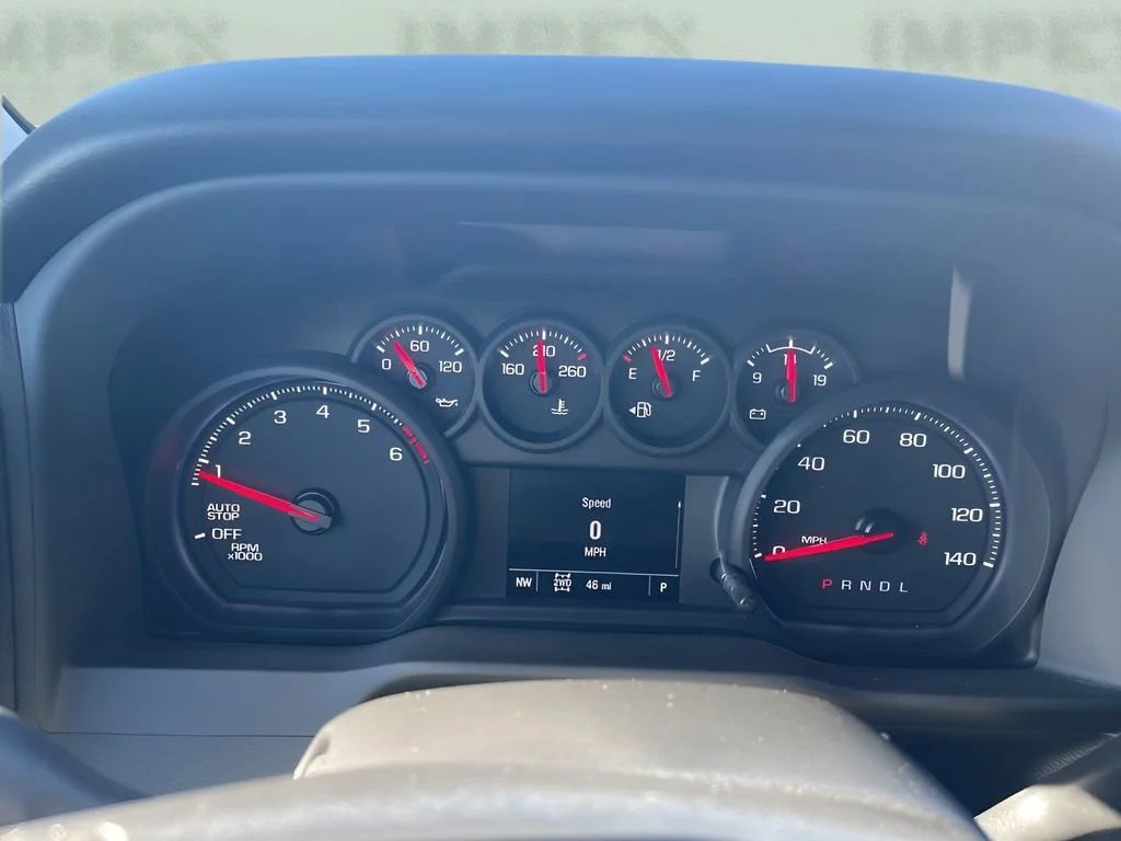 Used 2025 Summit White Chevrolet Custom image 22