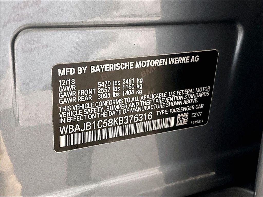 Used 2019 Blue BMW 530e xDrive iPerformance image 36