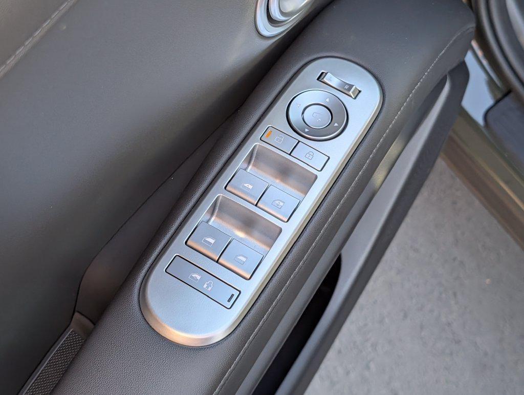 New 2027 Silver Hyundai Blue SEL Premium 7P image 21