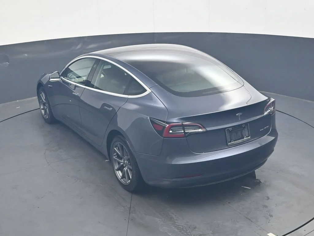 Used 2020 Midnight Silver Metallic Tesla Long Range image 26