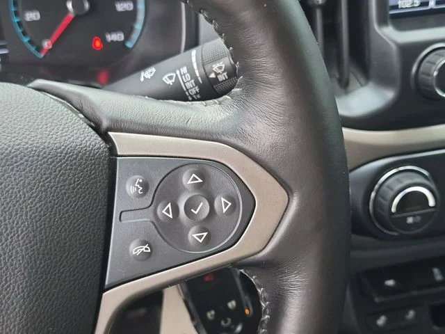 Used 2016 Red Chevrolet Z71 image 19