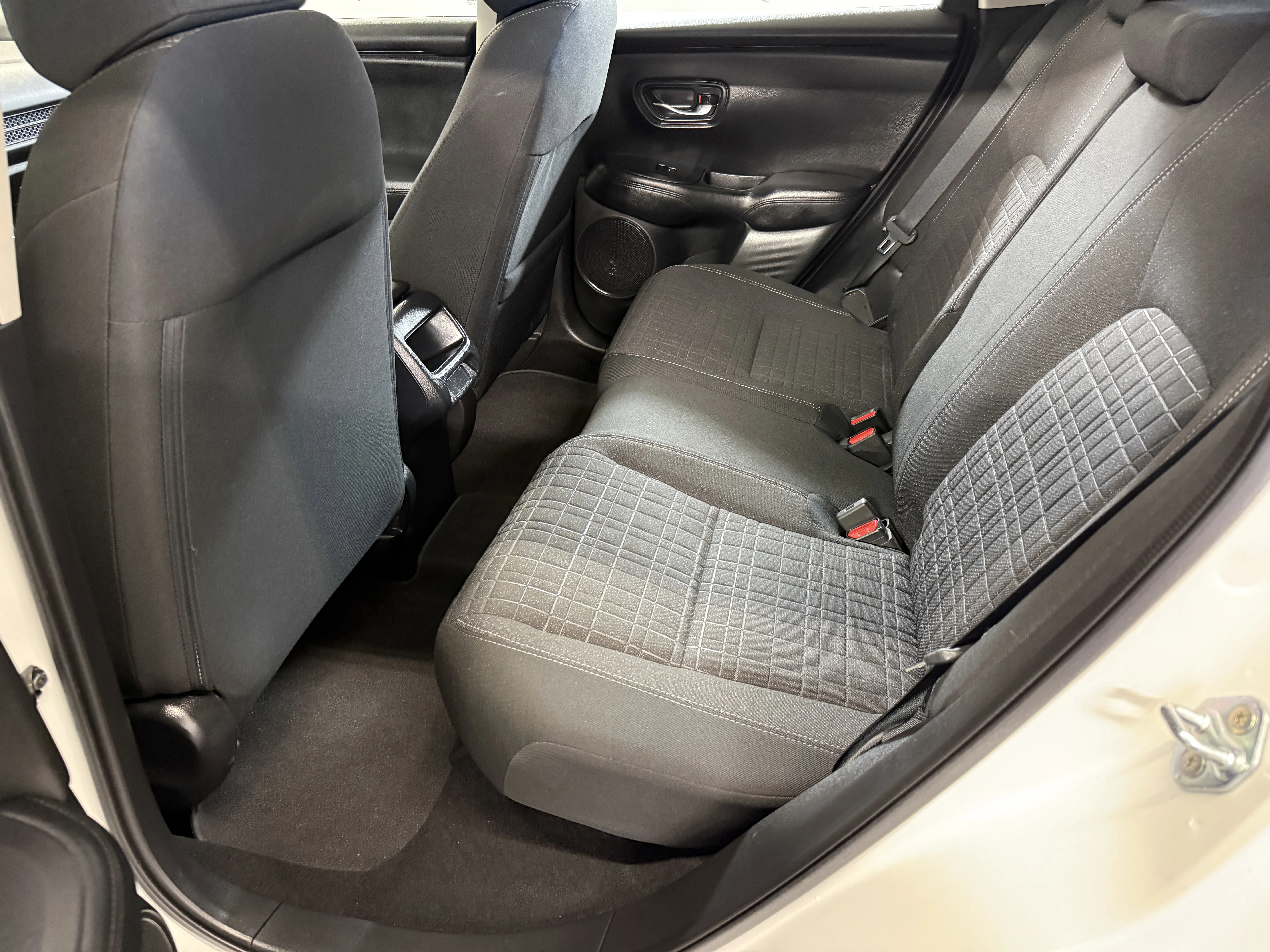 Certified Used 2023 Platinum White Pearl Honda LX image 19