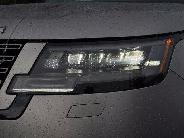 Used 2025 Silver Land Rover Autobiography image 14