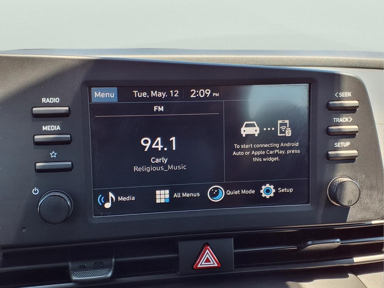 Used 2025 Gray Hyundai SEL Sport image 10
