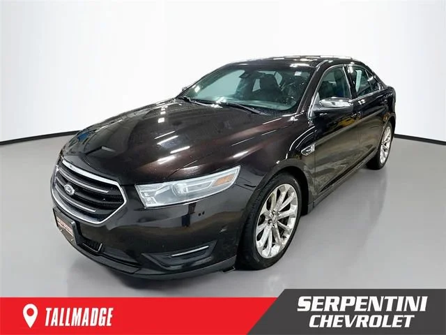 2014 Ford Taurus Limited FWD's photo