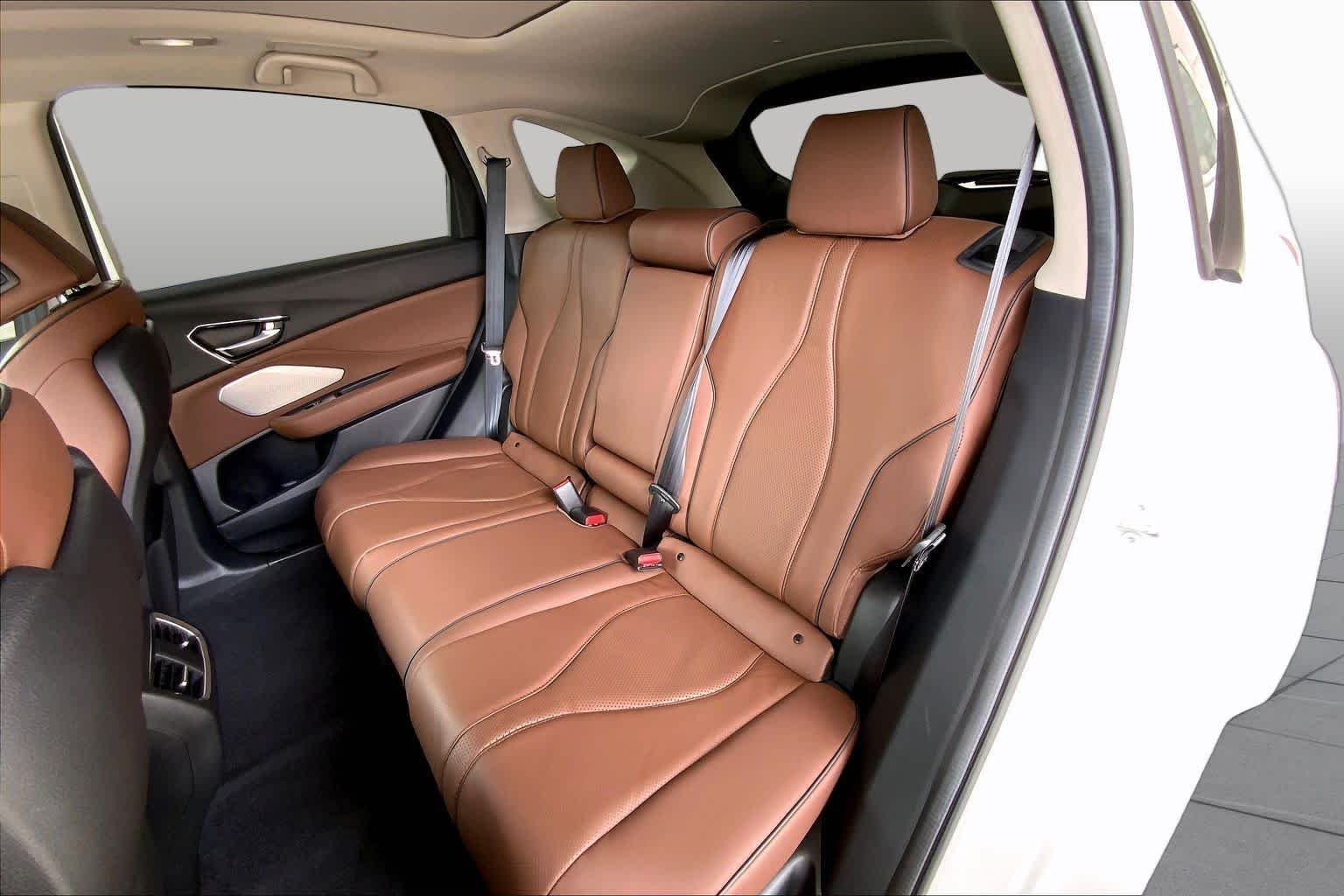 Used 2025 Platinum White Pearl Acura w/Advance Package image 21