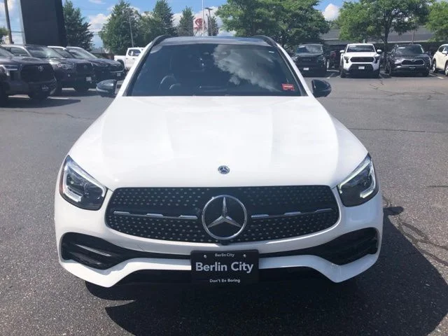 Used 2022 Polar White Mercedes-Benz GLC 300 image 8