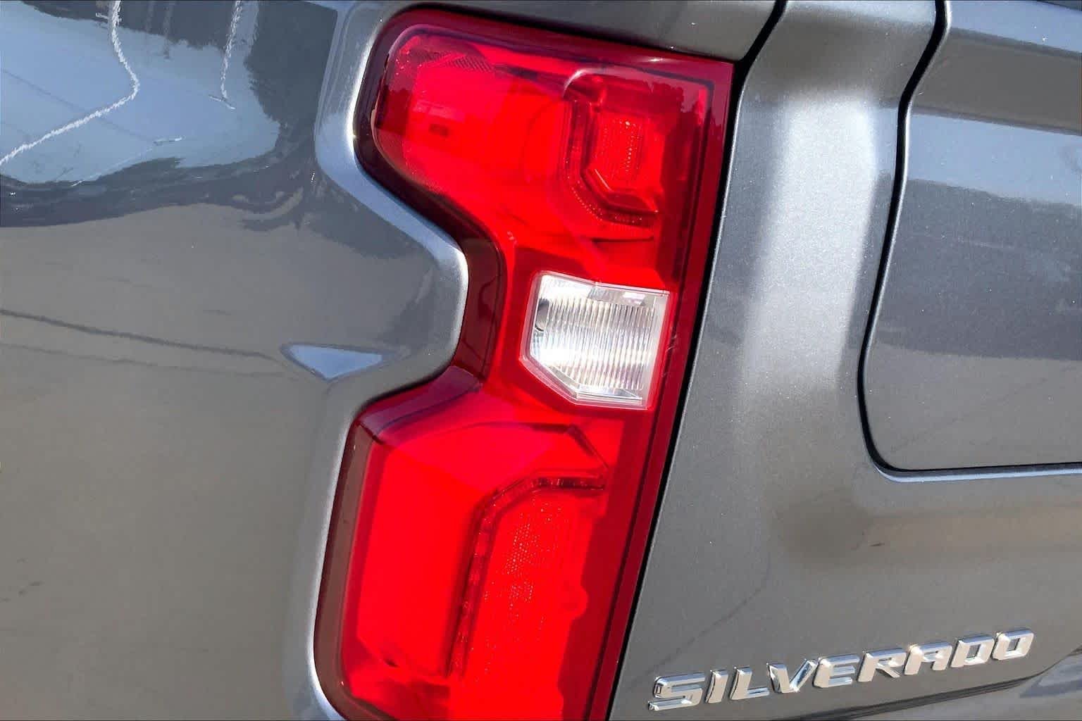 Used 2021 Satin Steel Metallic Chevrolet LT Trail Boss image 27