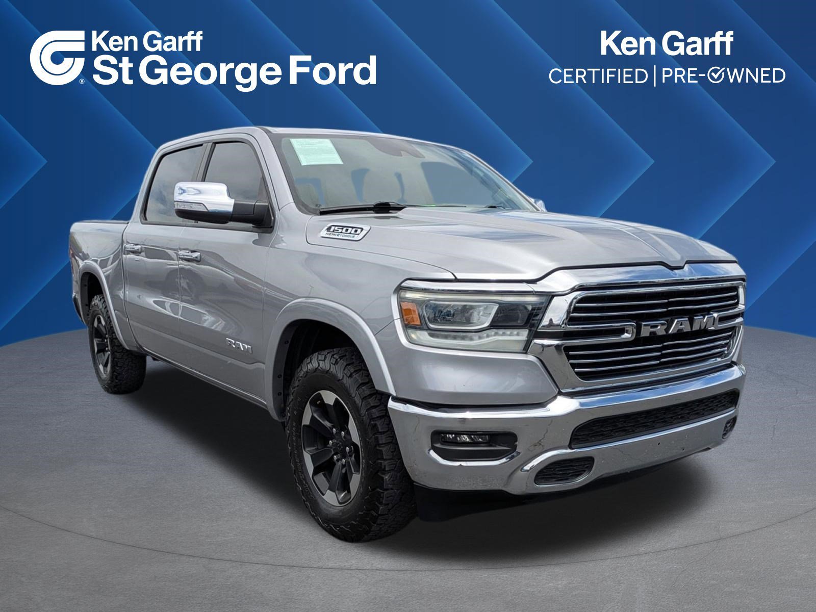 2022 RAM 1500 Laramie 4x4 Crew Cab 5'7's photo