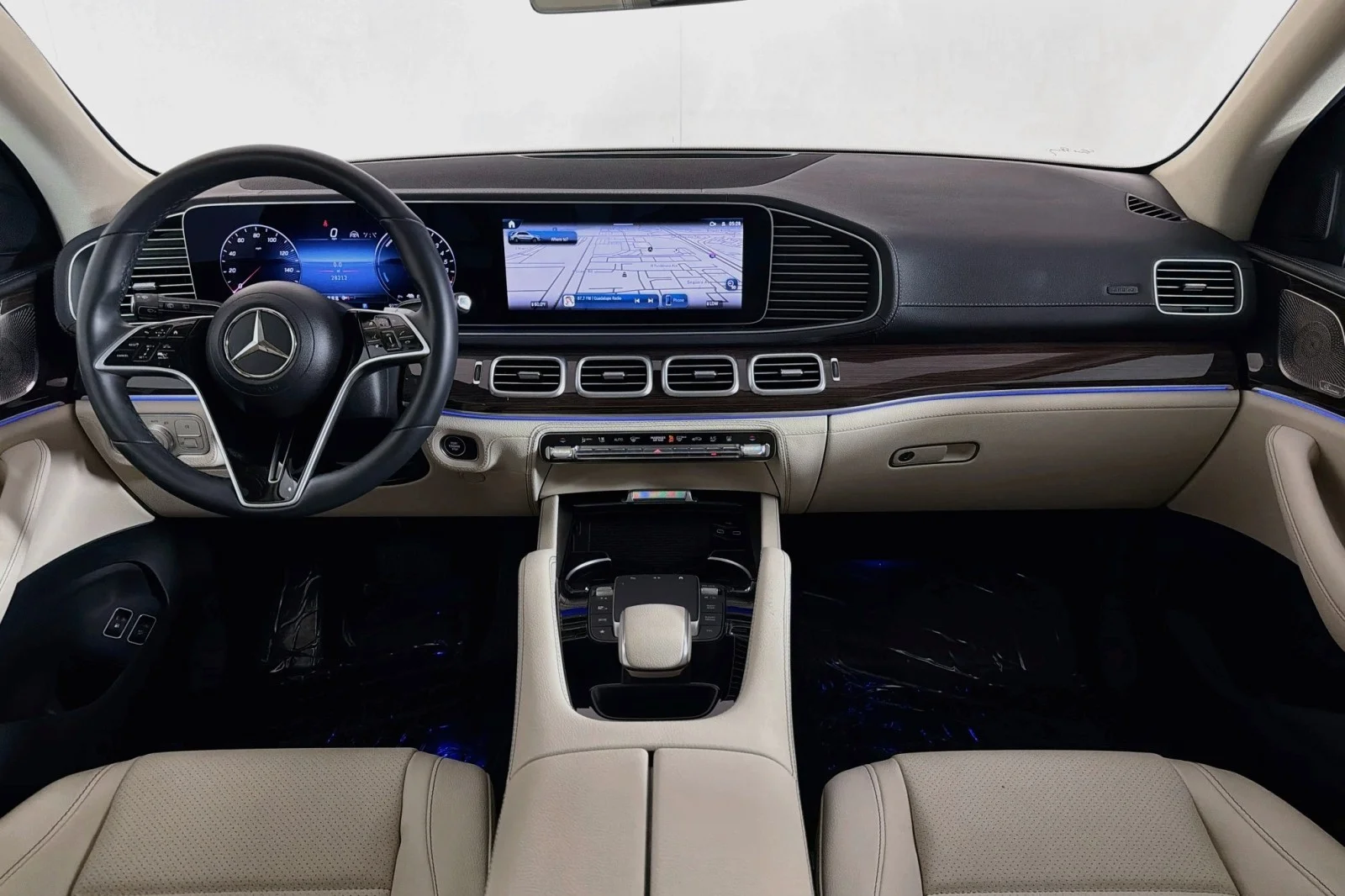 Certified Used 2024 Polar White Mercedes-Benz 450e image 5