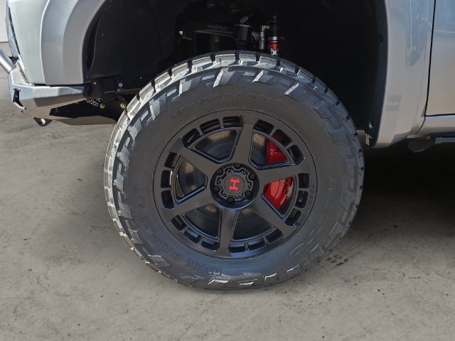 New 2026 Sterling Metallic GMC AT4 image 9