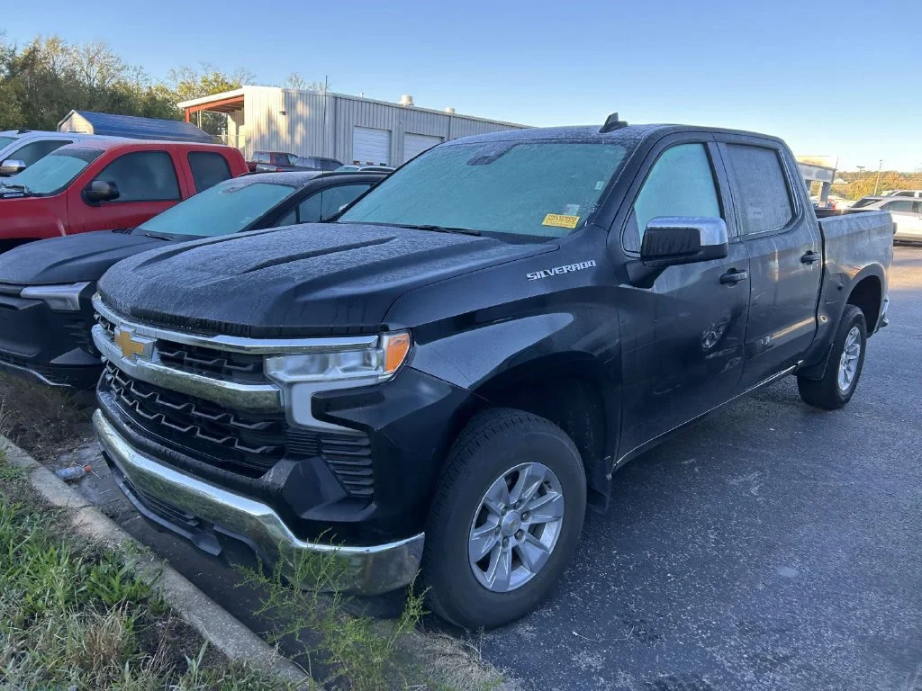 Used 2026 Black Chevrolet LT image 6