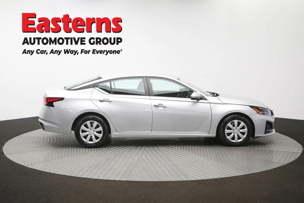 Used 2023 Silver Nissan 2.5 S image 43