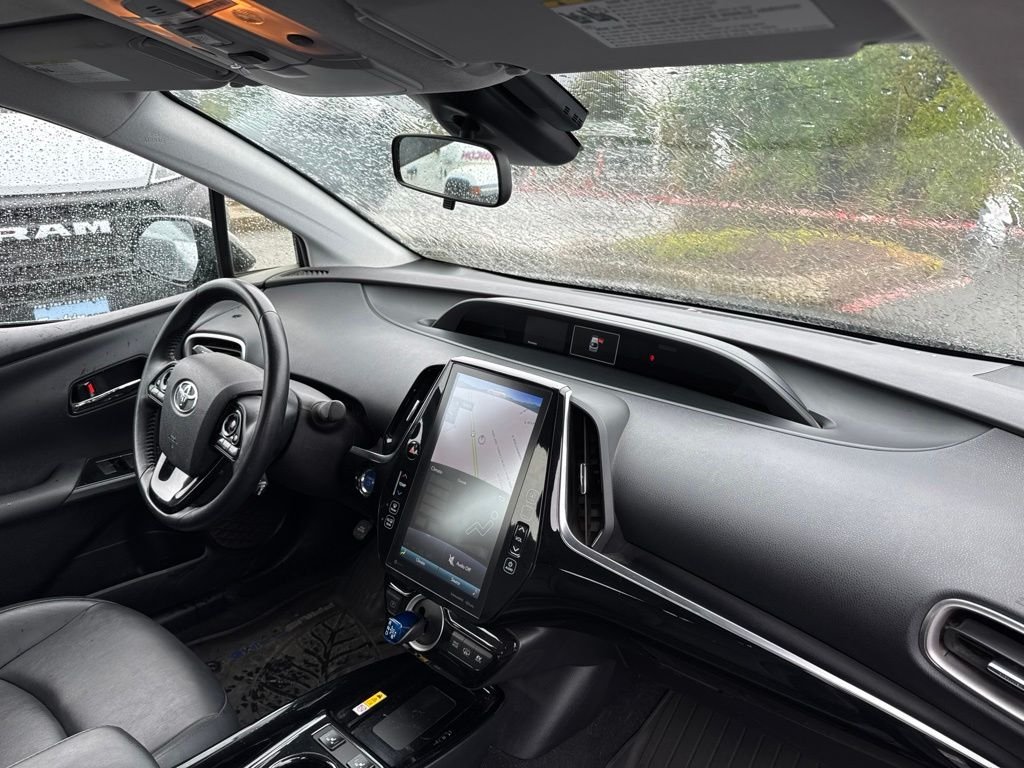 Used 2020 Magnetic Gray Metallic Toyota XLE image 10