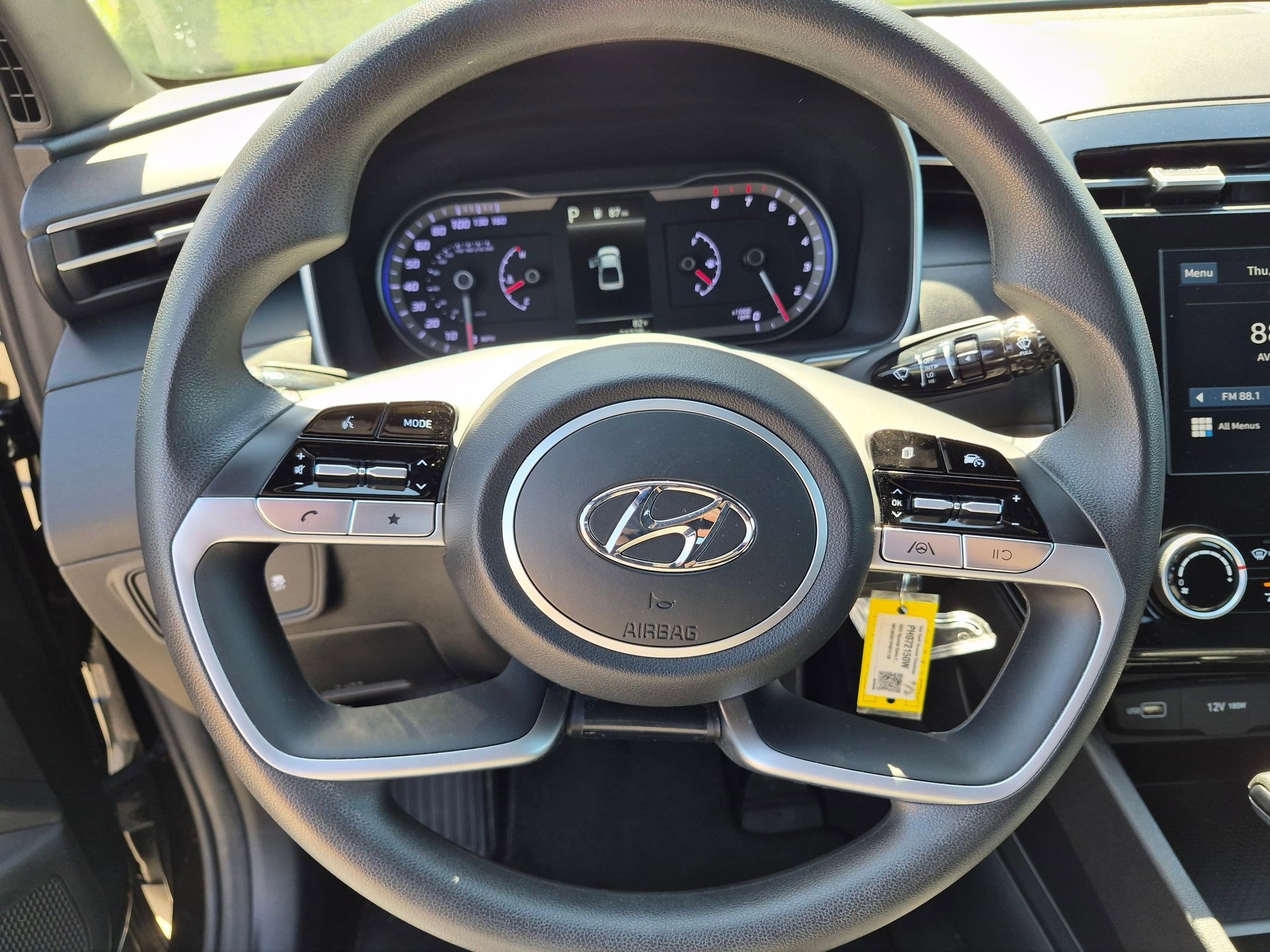 2023 Hyundai Santa Cruz SE - Photo 17