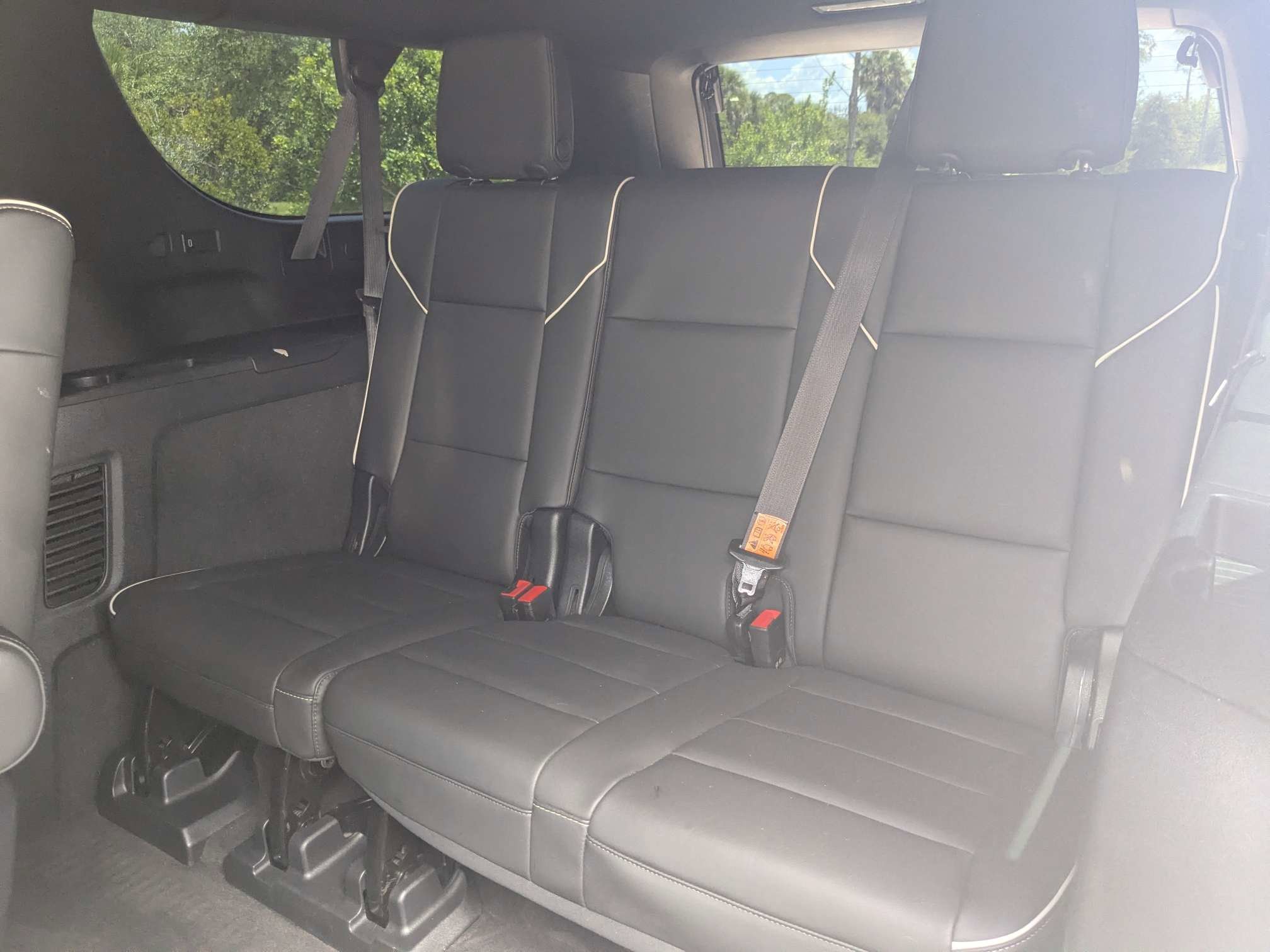 Used 2022 Black Raven Cadillac Sport image 17