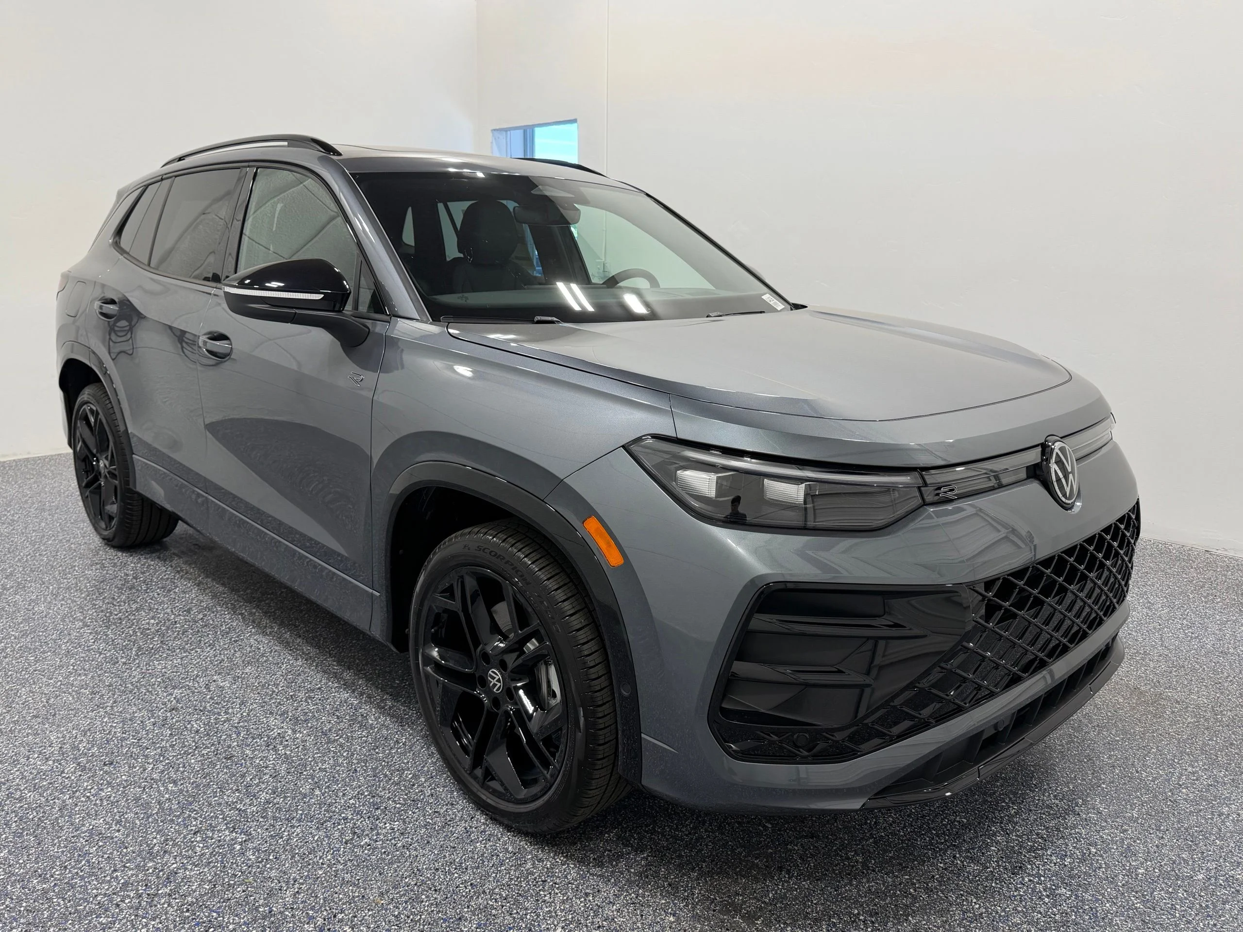 New 2026 Gray Volkswagen SE R-Line Black image 9