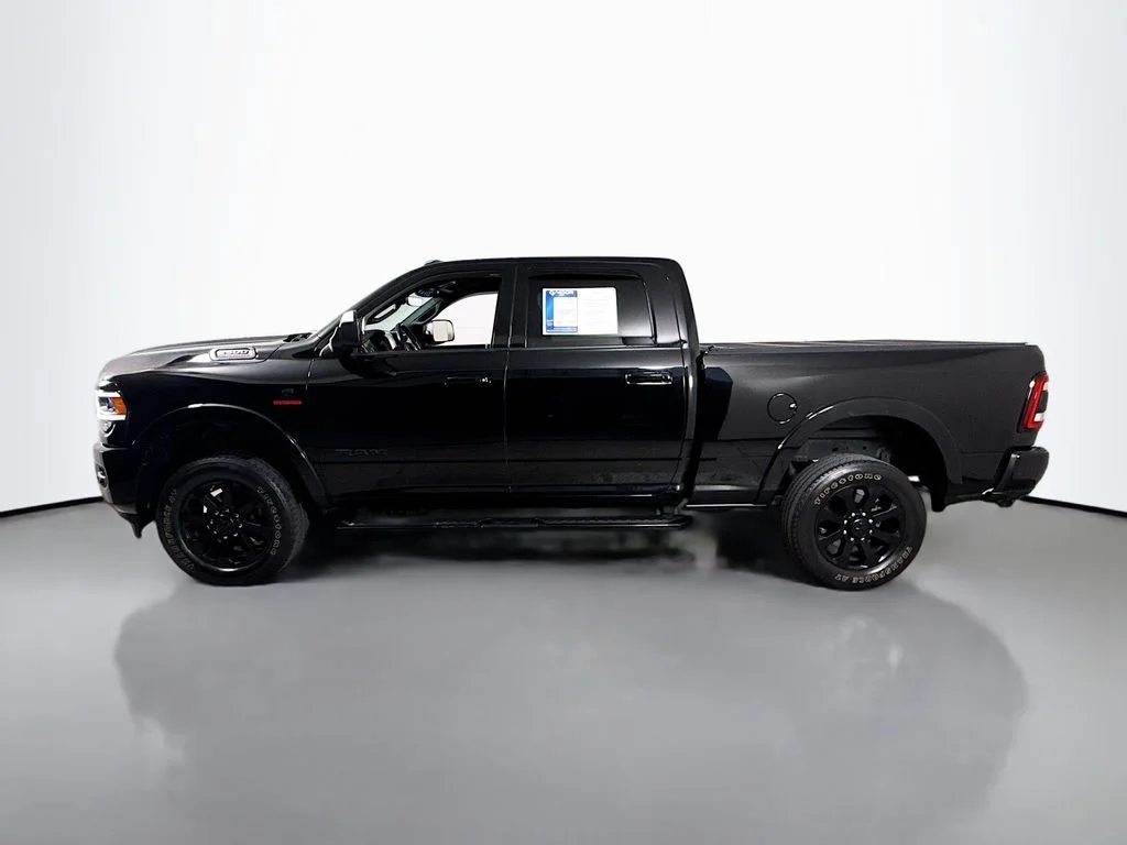 Used 2019 Diamond Black Crystal Pearlcoat Ram Laramie image 10
