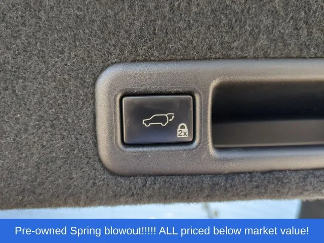 Used 2016 Silver Lexus 350 image 42