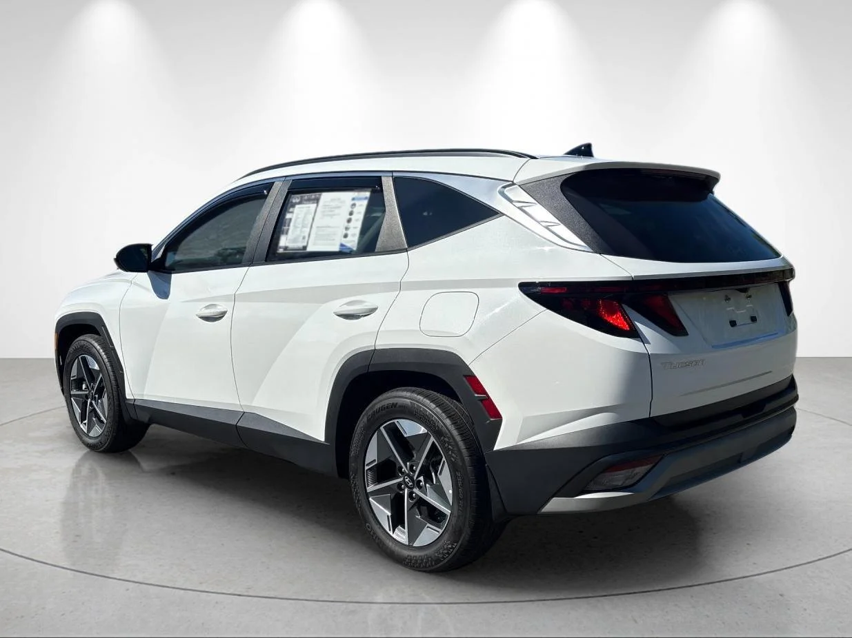 Used 2025 Serenity White Pearl Hyundai SEL image 3