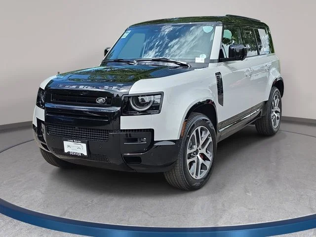 2026 Land Rover Defender 110 X P400's photo