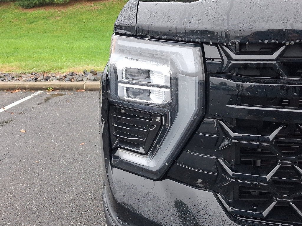 Used 2024 Black Chevrolet ZR2 image 4