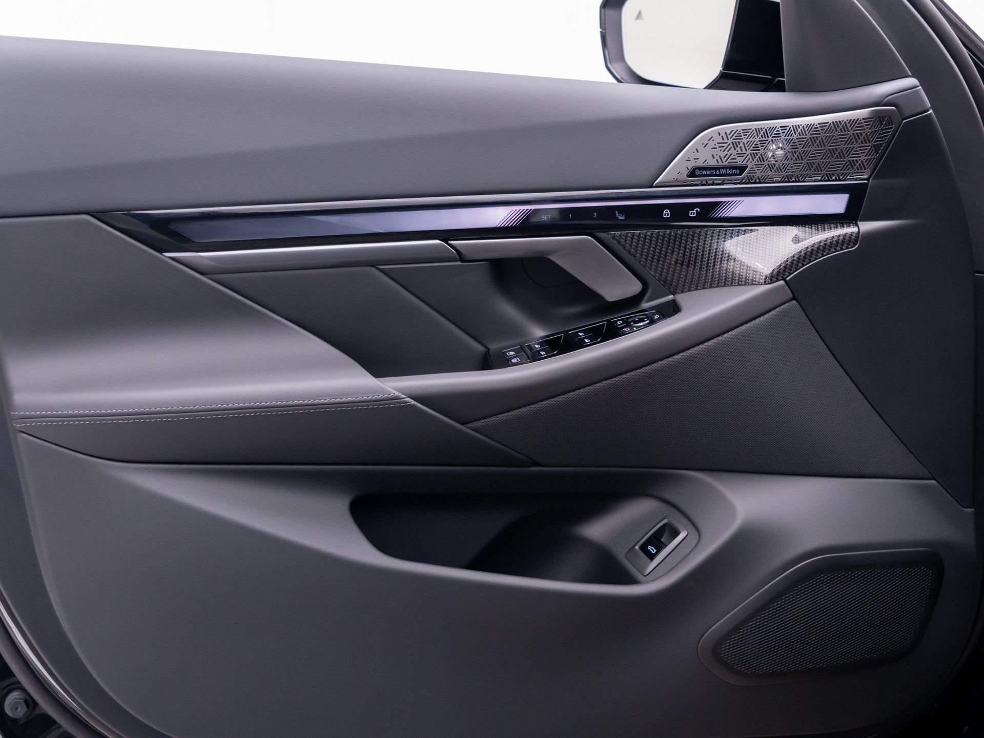 New 2027 Black Sapphire Metallic BMW 540i xDrive image 14