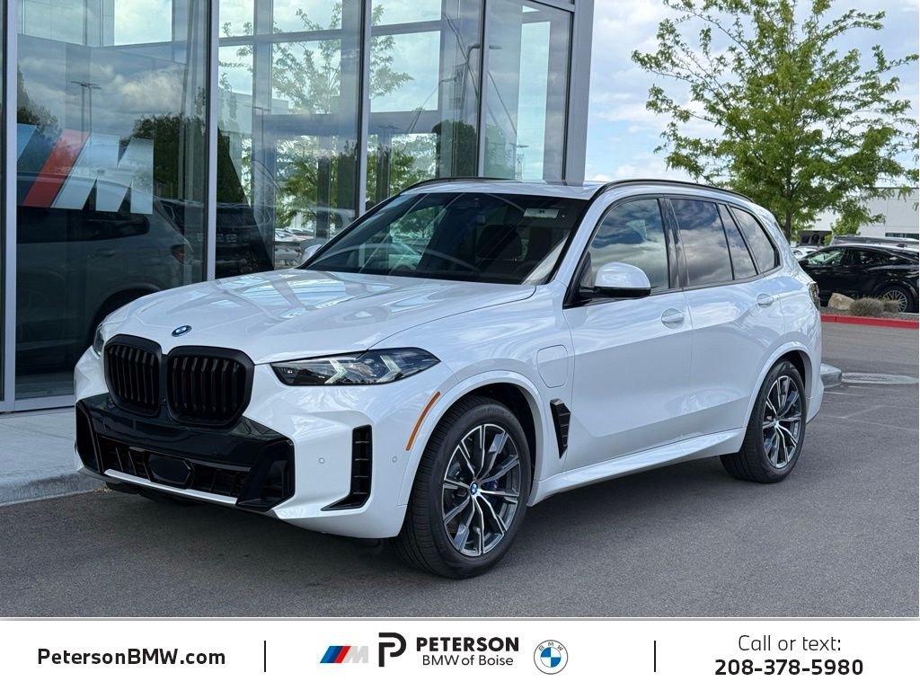 2026 BMW X5 xDrive50e's photo