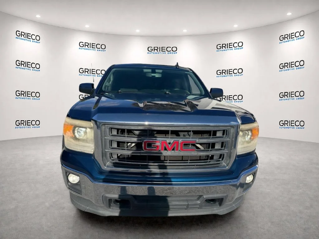 Used 2015 Blue GMC SLE image 2