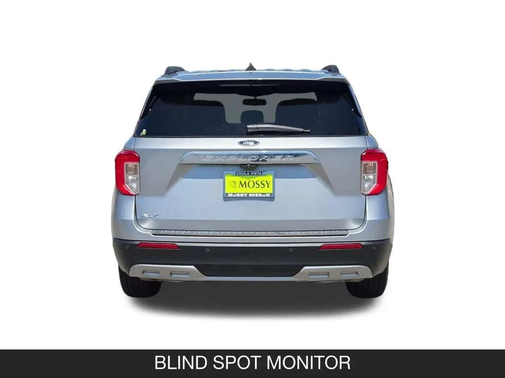 Used 2023 Silver Ford XLT image 8
