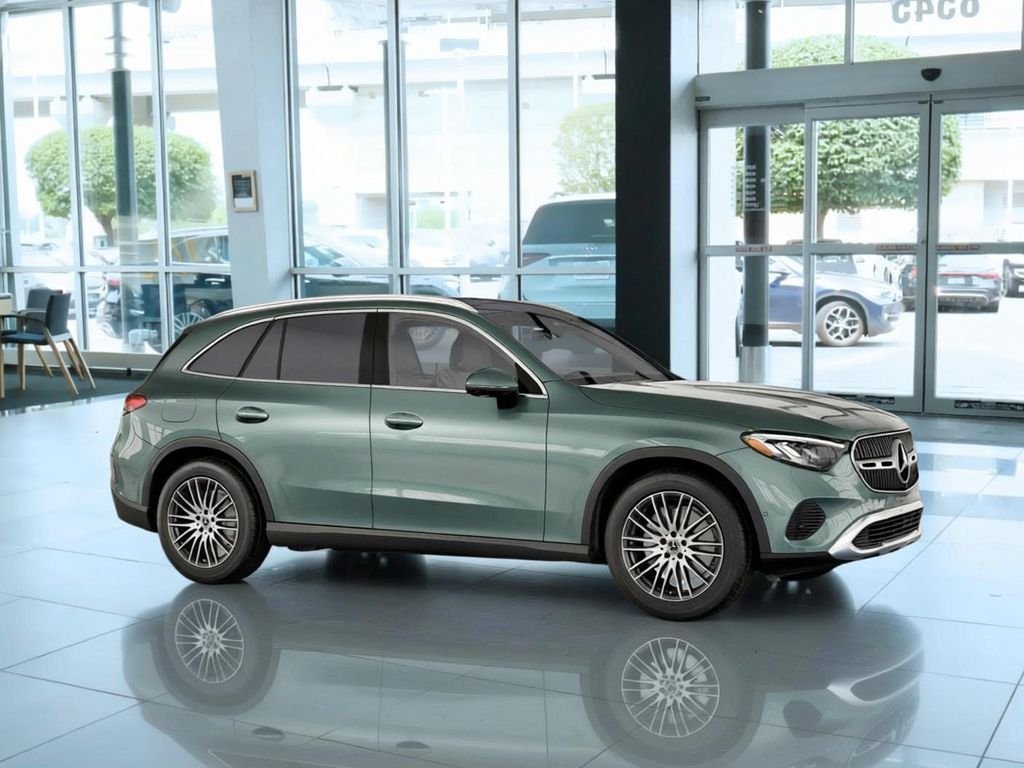New 2026 Verde Silver Metallic Mercedes-Benz GLC 300 image 13