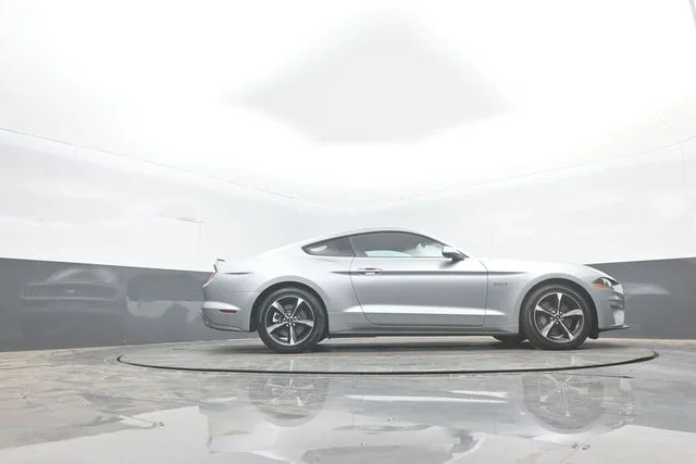Used 2023 Silver Metallic Ford GT image 26