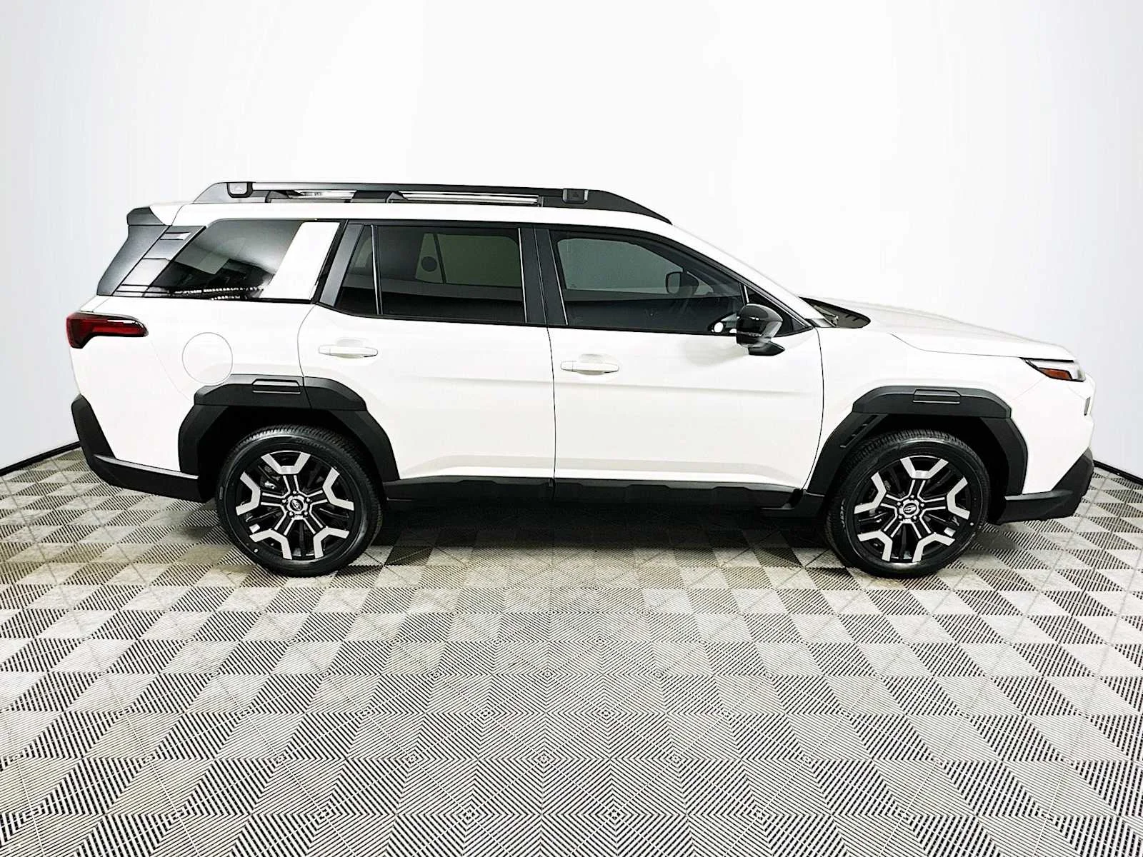2026 Subaru Outback Touring XT - Photo 8