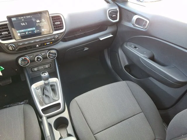New 2026 Blue Hyundai SE image 11