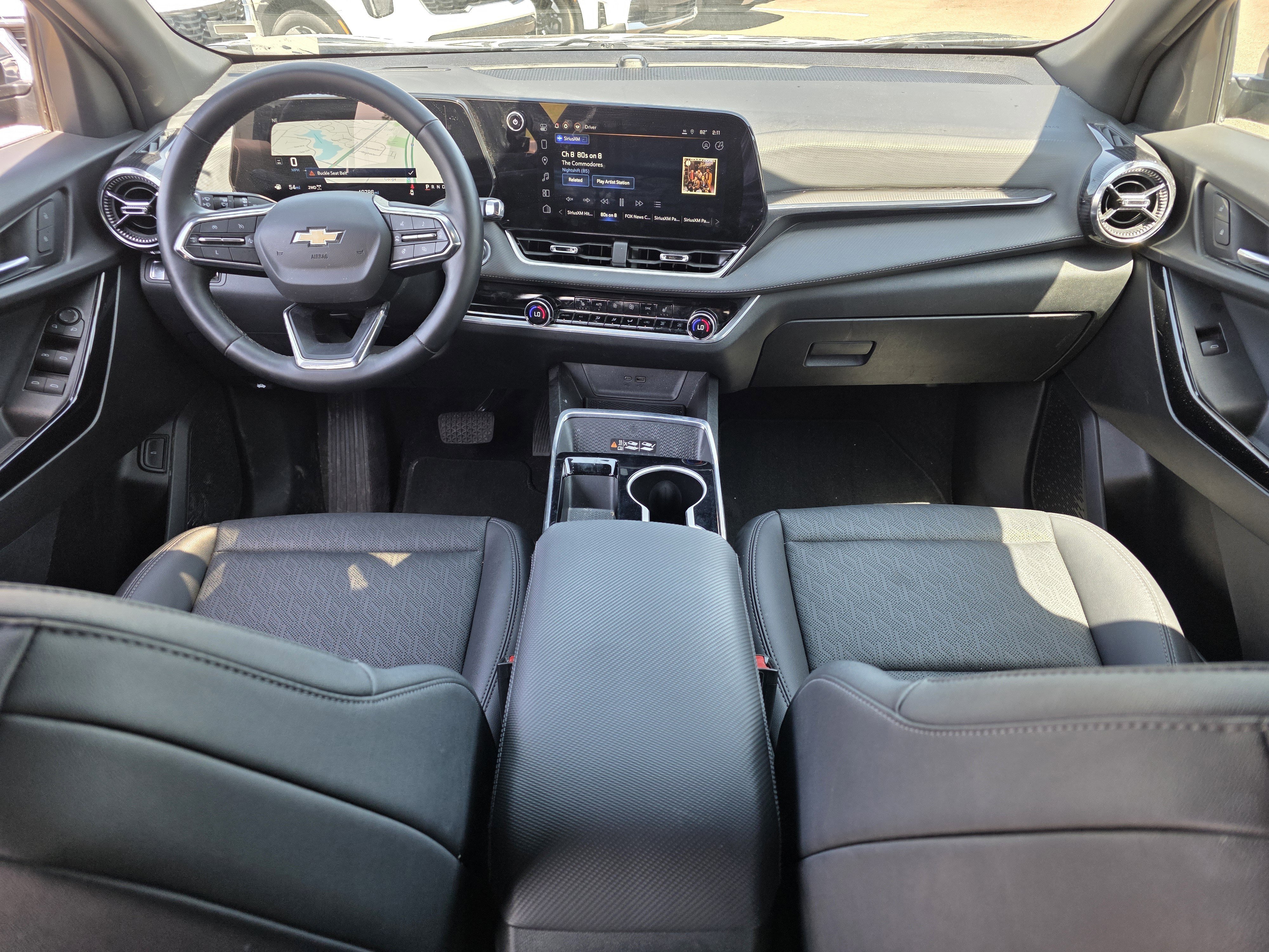Used 2025 Lakeshore Blue Metallic Chevrolet AWD LT image 8