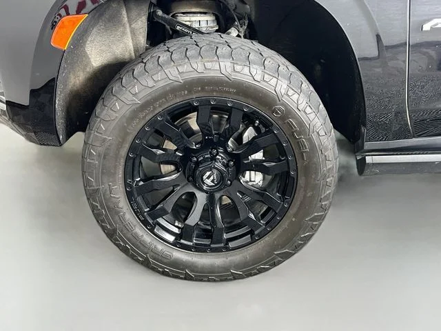 Used 2023 Black GMC AT4 image 28